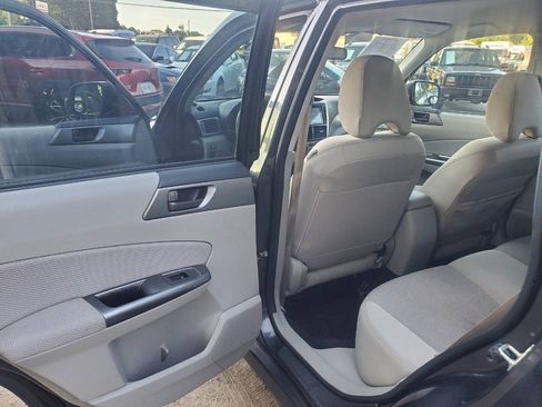 Used 2011 Subaru Forester 2.5X AWD/4WD image 13
