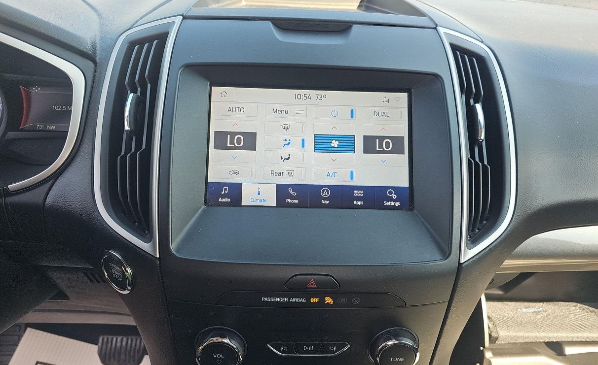 Used 2020 Ford Edge SEL w/ Convenience Package AWD/4WD image 14
