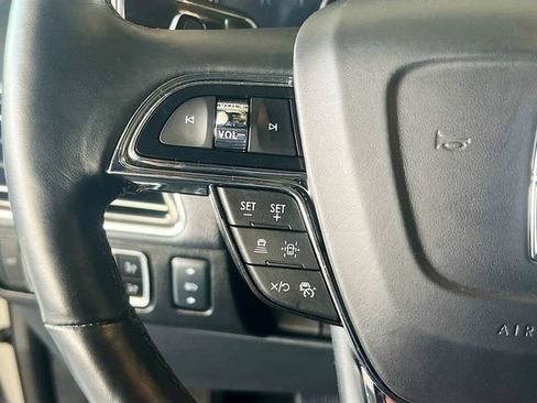 Used 2024 Lincoln Navigator L Reserve AWD/4WD image 16