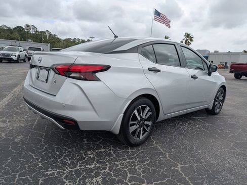 Used 2025 Nissan Versa S w/ S Plus Package image 8