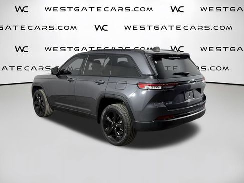 Used 2024 Jeep Grand Cherokee Limited w/ Black Appearance Package RWD image 52