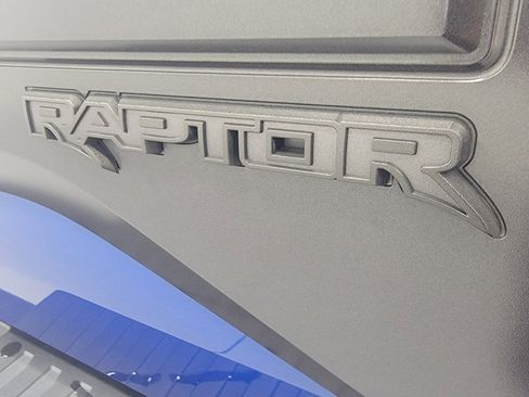 Used 2018 Ford F150 Raptor w/ Equipment Group 802A Luxury image 10