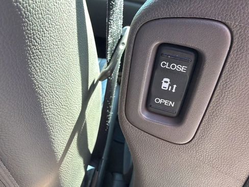 Used 2012 Honda Odyssey EX-L image 47