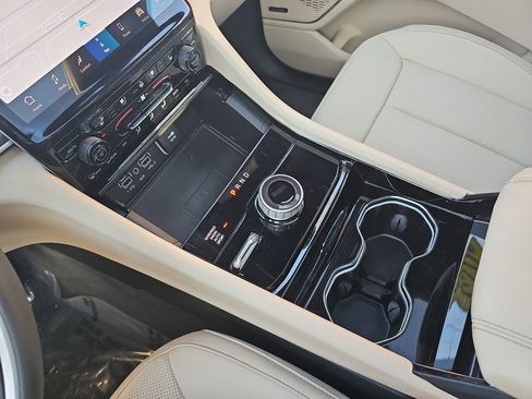 Used 2023 Jeep Grand Cherokee L Limited w/ Luxury Tech Group II image 25