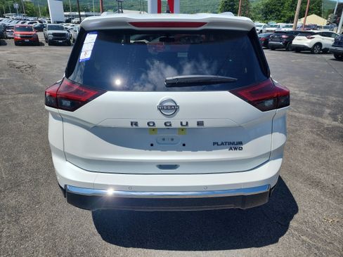New 2026 Nissan Rogue Platinum w/ Platinum Premium Package AWD/4WD image 7