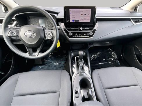 Used 2023 Toyota Corolla LE FWD image 15