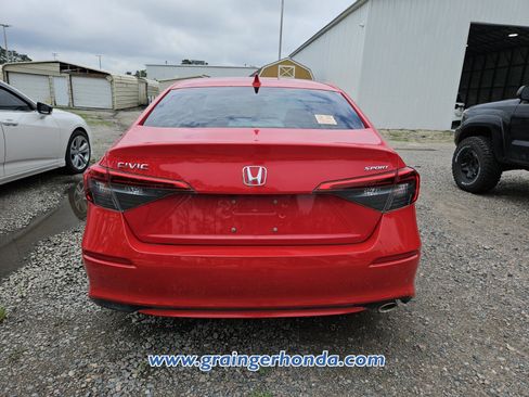 Used 2022 Honda Civic Sport image 8