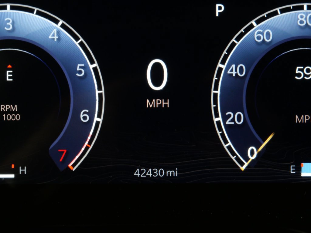 Used 2024 Jeep Grand Cherokee L Altitude AWD/4WD image 31
