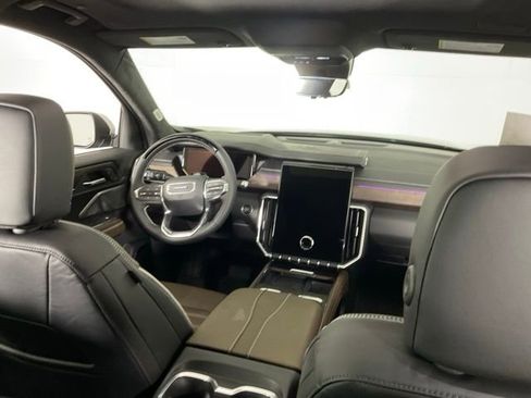 New 2026 GMC Acadia Denali Ultimate w/ LPO, Floor Liner Package image 35