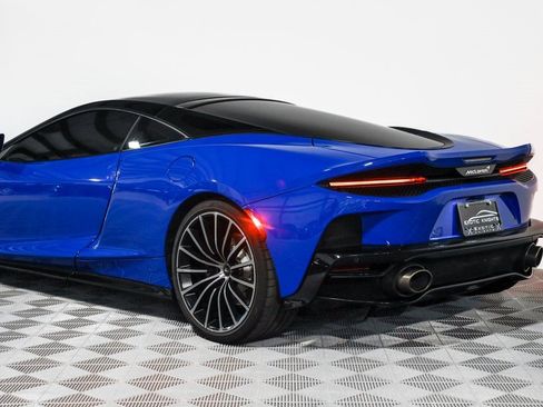 Used 2020 McLaren GT image 18