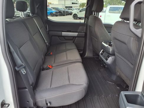 Used 2025 Ford F150 XLT w/ Equipment Group 301A Standard AWD/4WD image 17