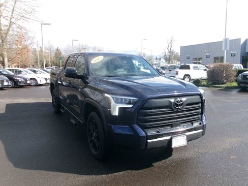 Used 2025 Toyota Tundra Limited image 7