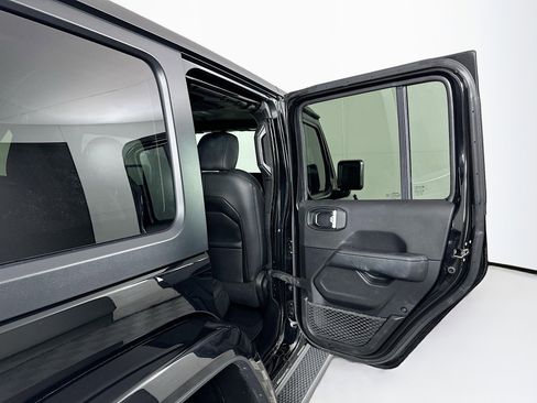 Used 2023 Jeep Wrangler Sahara w/ Cold Weather Group image 28