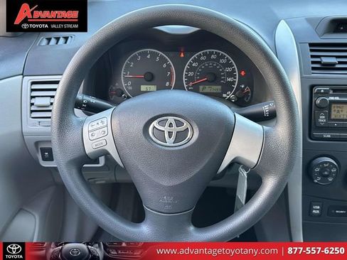 Used 2013 Toyota Corolla L FWD image 17