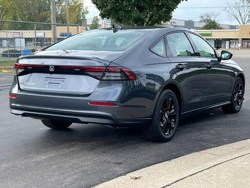 New 2025 Honda Accord SE image 7