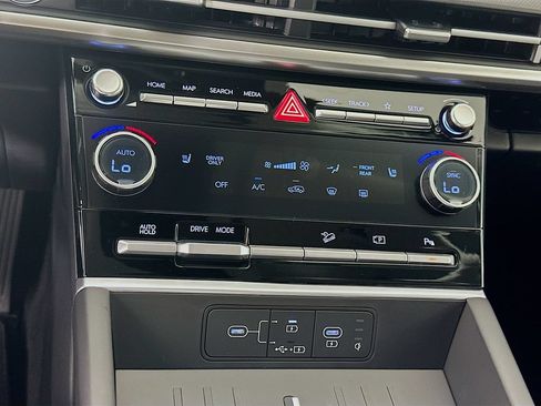New 2026 Hyundai Santa Fe SEL FWD image 13