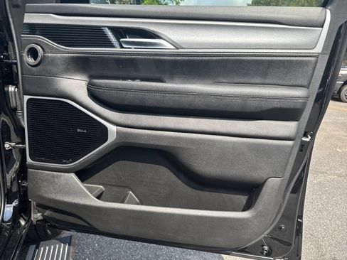 New 2026 Jeep Grand Wagoneer Limited AWD/4WD image 14