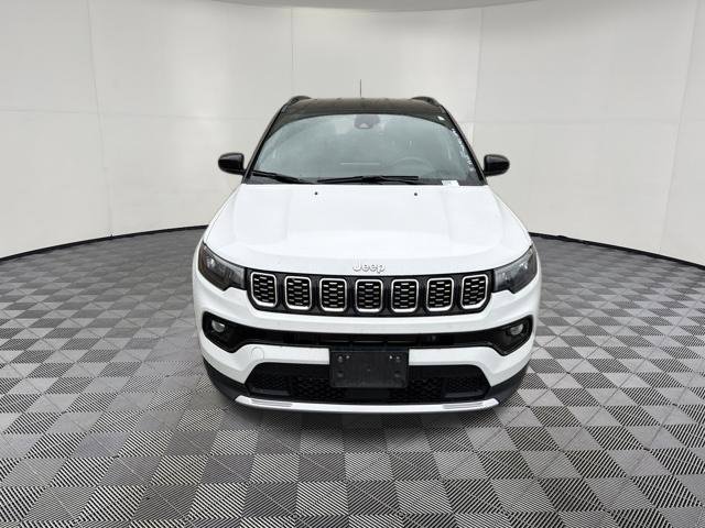Used 2024 Jeep Compass Limited AWD/4WD image 13