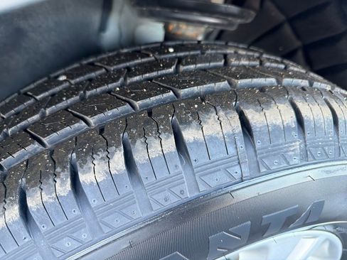 Used 2018 Buick Enclave Essence w/ Trailering Package image 10