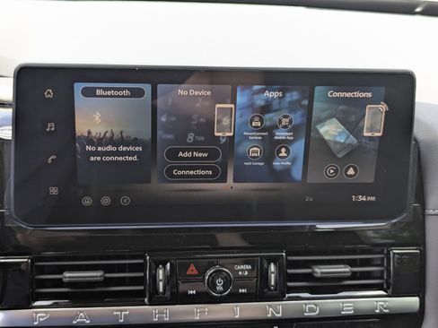 New 2026 Nissan Pathfinder SL FWD image 27