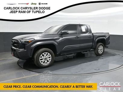Used 2025 Toyota Tacoma SR5