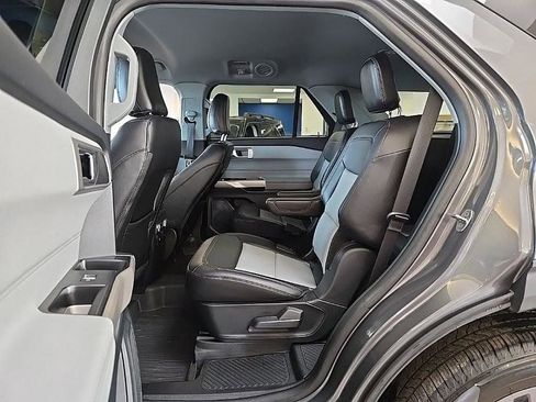 Used 2023 Ford Explorer XLT w/ Equipment Group 202A image 28