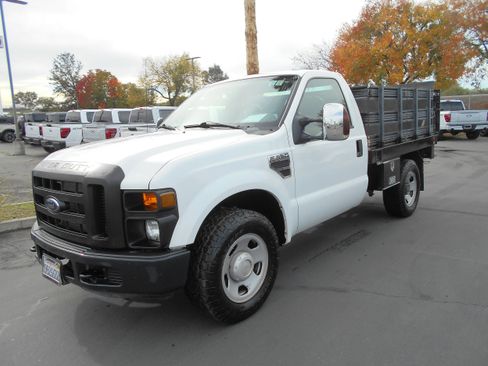 Used 2009 Ford F350 2WD Regular Cab Super Duty image 1