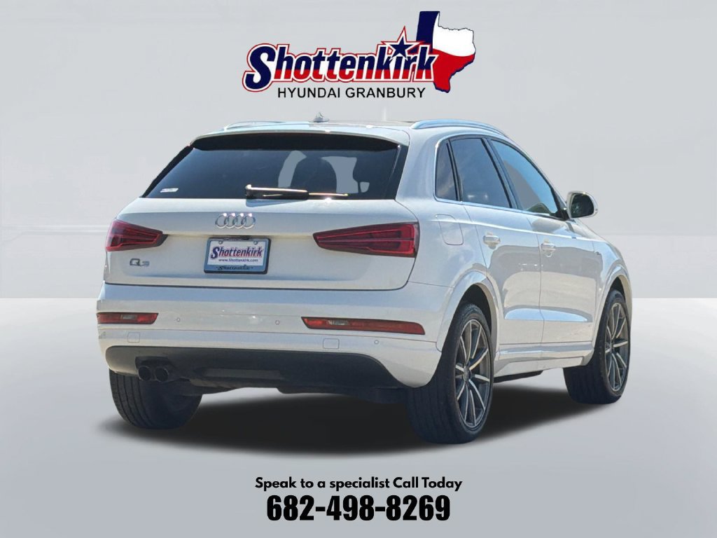 Used 2018 Audi Q3 2.0T Premium Plus w/ Premium Plus Package FWD image 5