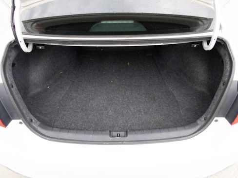 Used 2017 Honda Accord Sport image 33