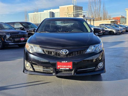 Used 2013 Toyota Camry SE image 8
