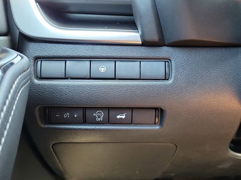 New 2026 Nissan Rogue SV image 20