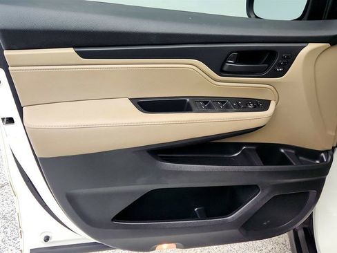 Used 2019 Honda Odyssey EX-L image 11