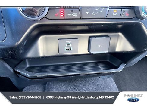 New 2026 Ford F250 XLT w/ XLT Premium Package AWD/4WD image 23