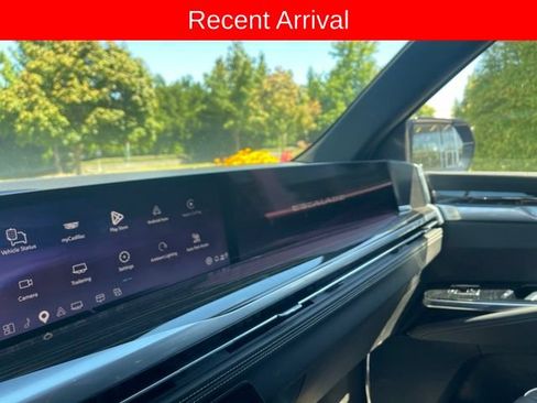 Used 2026 Cadillac Escalade Luxury w/ Touring Package AWD/4WD image 13