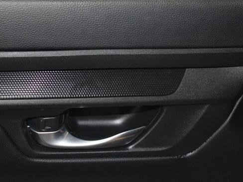 Used 2023 Honda CR-V LX image 8