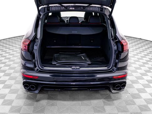 Used 2016 Porsche Cayenne GTS AWD/4WD image 31