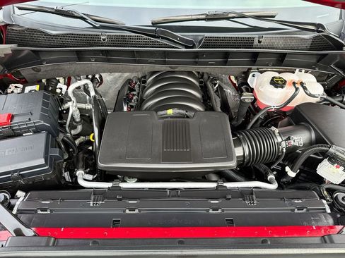 Used 2025 GMC Sierra 1500 SLT w/ SLT Premium Plus Package image 30