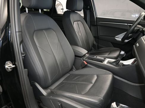 Used 2025 Audi Q3 2.0T Premium image 43