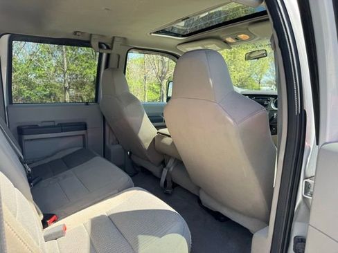 Used 2008 Ford F350 2WD Crew Cab Super Duty image 21