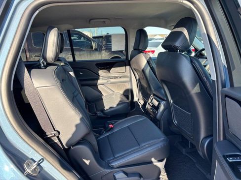 New 2026 Lincoln Aviator AWD image 12