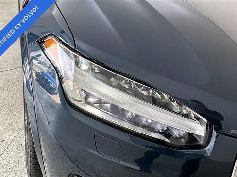 Certified 2025 Volvo XC90 T8 Ultra w/ Protection Package Premier AWD/4WD image 36