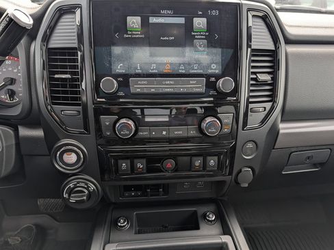 Used 2024 Nissan Titan PRO-4X w/ Pro-4x Convenience Package AWD/4WD image 23