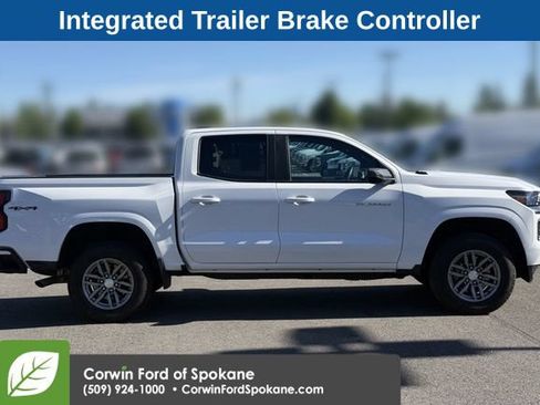 Used 2023 Chevrolet Colorado LT w/ LT Convenience Package II AWD/4WD image 10