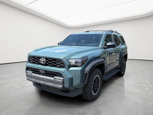 Used 2025 Toyota 4Runner TRD Off-Road Premium w/ Tow Technology Package AWD/4WD image 3