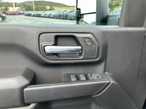 New 2026 Chevrolet Silverado 2500 Custom image 18
