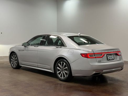 Used 2019 Lincoln Continental Premiere image 5