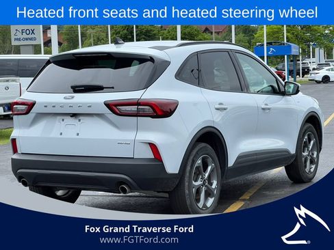 Used 2025 Ford Escape ST-Line Select AWD/4WD image 8