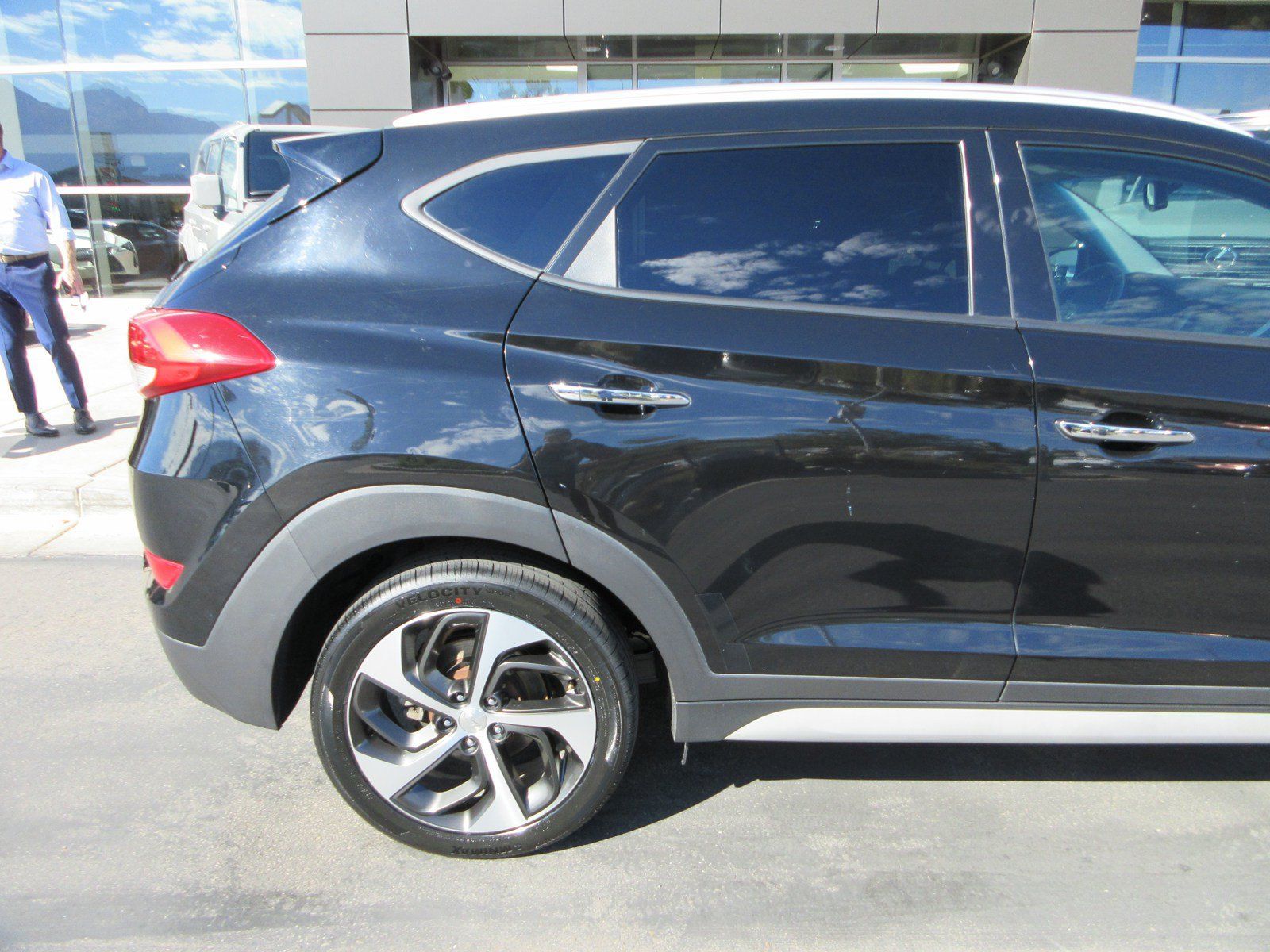 Used 2017 Hyundai Tucson Limited AWD/4WD image 11
