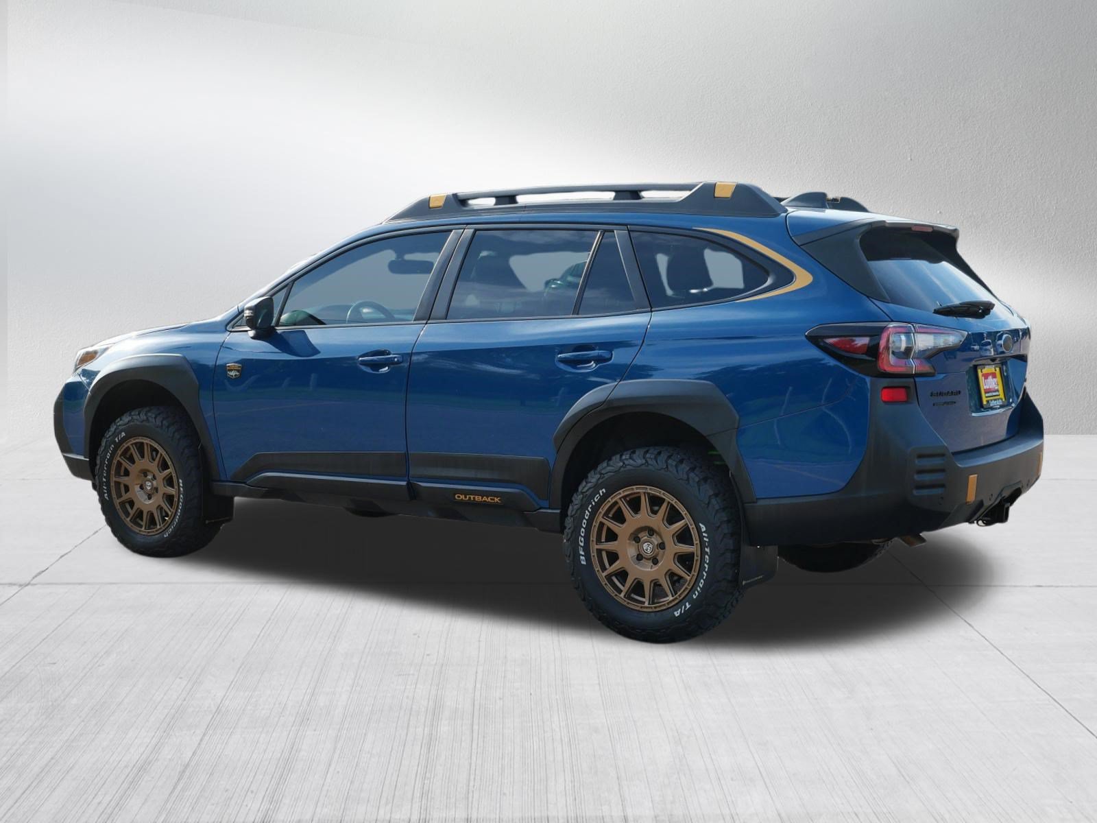 Used 2022 Subaru Outback Wilderness AWD/4WD image 5