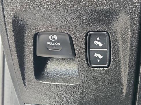 Used 2021 RAM 1500 Big Horn image 23